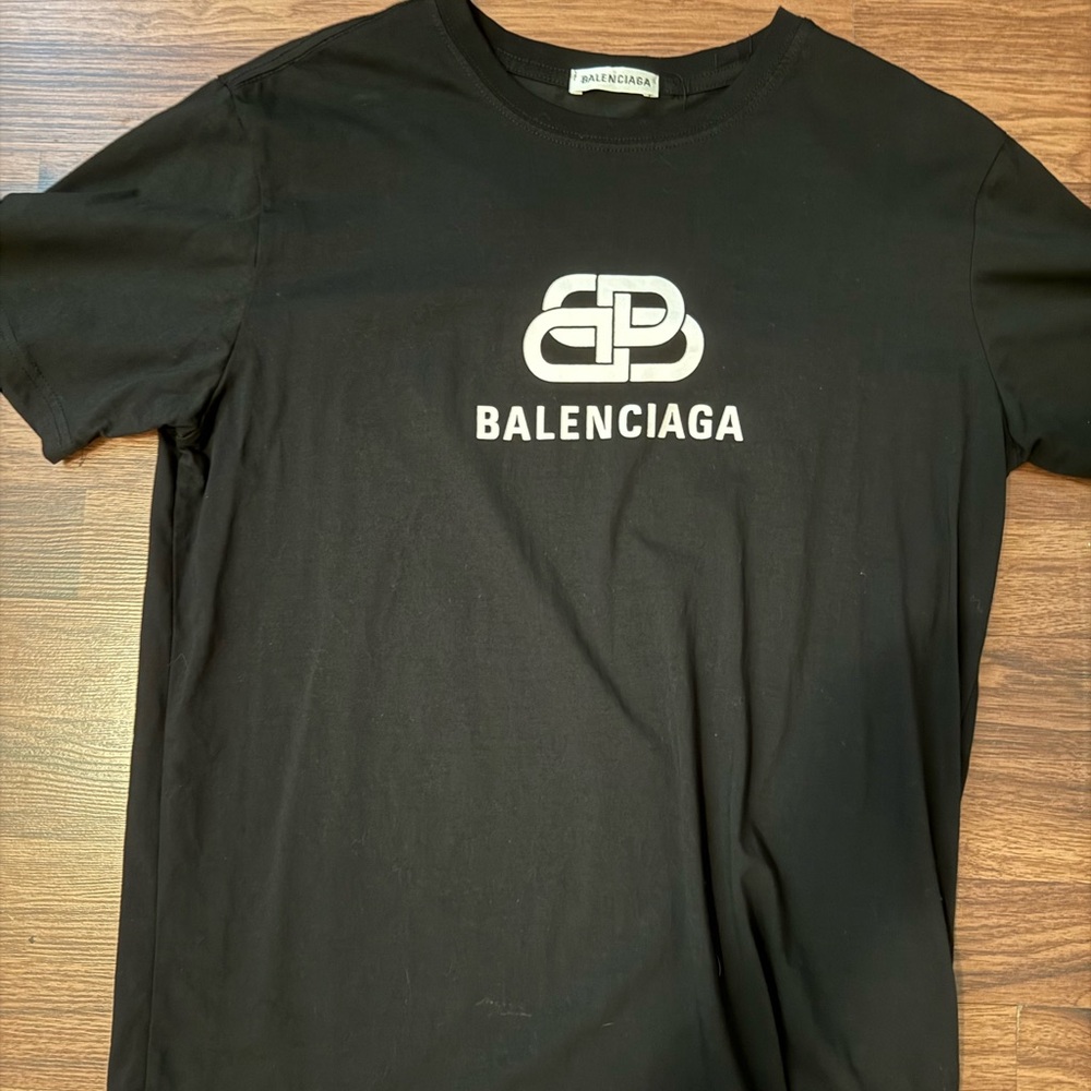 Balenciaga shirt size small